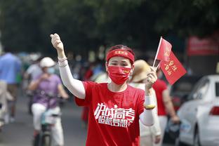 ?难以释怀！小卡被介绍出场 马刺球迷发出阵阵嘘声